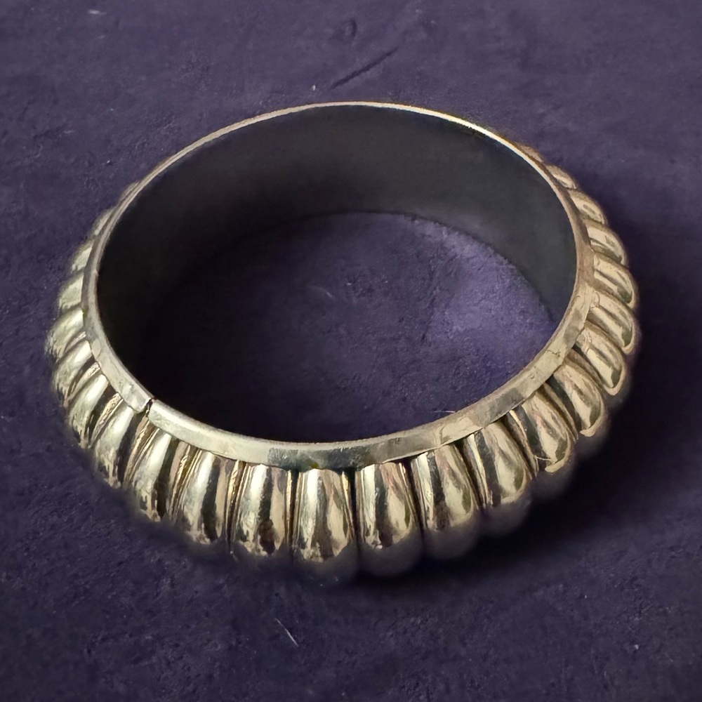 Vintage Silver Tone Metal Cuff Bracelet